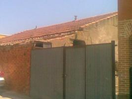 Terreno en venta en Hontanares de Eresma, En el pueblo photo 0