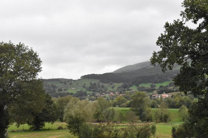 Terreno en venta en Santiurde de Toranzo, Iruz photo 0