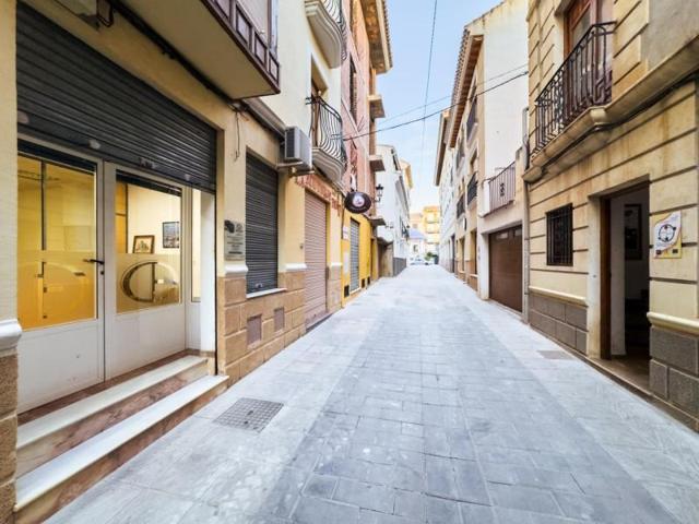 Local comercial en venta en Huéscar, Huéscar photo 0