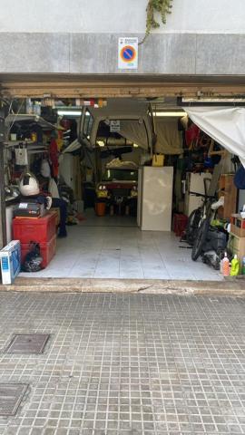 Local comercial en venta en Cornellà de Llobregat photo 0