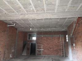 Local comercial en venta en Coristanco, Centro photo 0