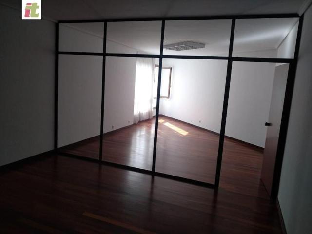 Oficina en venta en Getxo, Algorta photo 0