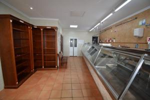 Local comercial en venta en Plasencia, Sor valentina photo 0