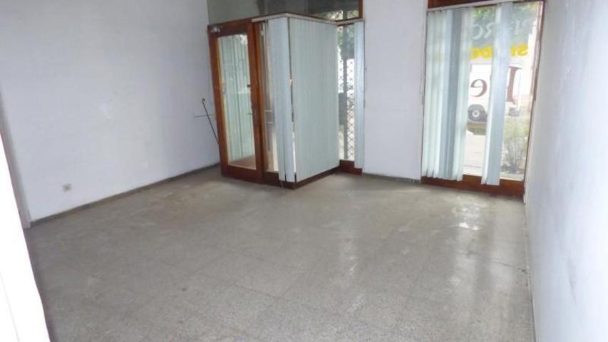 Local comercial en venta en Figueres, Centro photo 0