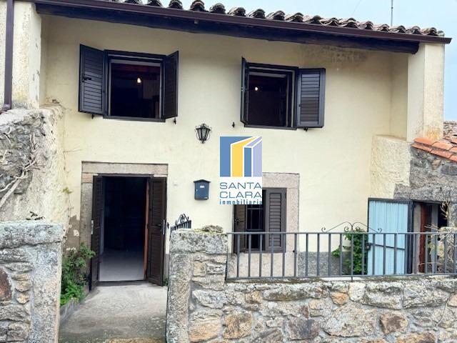 Casa en venta en Fariza, FARIZA photo 0