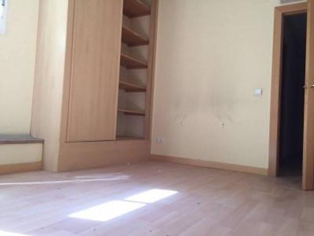 Local comercial en venta en Zamora, Pinilla photo 0