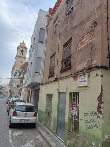 Casa en venta en Carlet, Centro photo 0