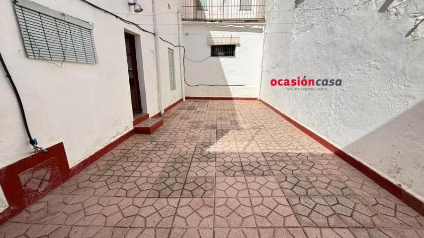 Edificio en venta en Peñarroya-Pueblonuevo, Peñarroya photo 0