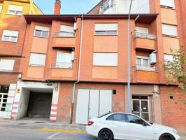 Apartamento en venta en Ponferrada, La placa photo 0