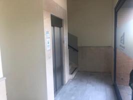 Oficina en venta en Tomares, Centro photo 0