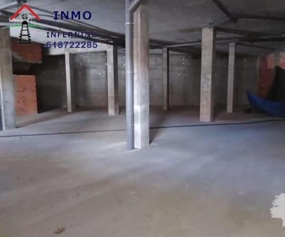 Local comercial en venta en Ferrol photo 0