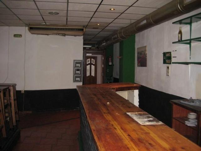 Local comercial en venta en Gijón, La Arena photo 0