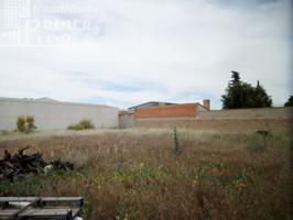 Terreno en venta en Tomelloso, Calle manterola photo 0