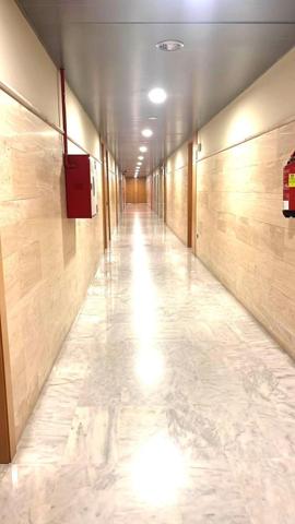 Oficina en venta en Mairena del Aljarafe, Casco Antiguo photo 0