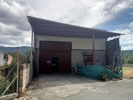 Nave industrial en venta en Ponferrada, Villaverde de la abadia photo 0