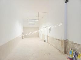 Local comercial en venta en Pamplona, Milagrosa photo 0