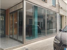 Local comercial en venta en Calella photo 0