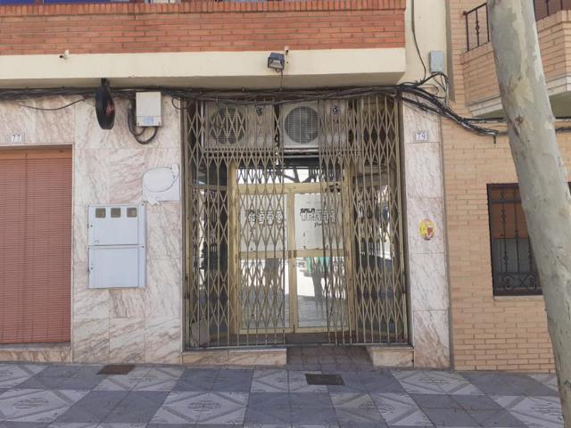 Local comercial en venta en Montealegre del Castillo, Calle Generalisimo, 02650 photo 0