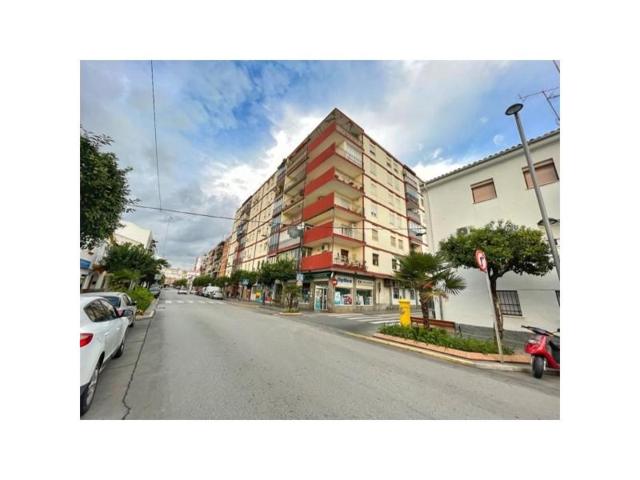 Piso en venta en Andújar photo 0