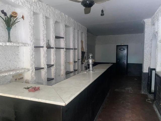 Local comercial en venta en Córdoba photo 0