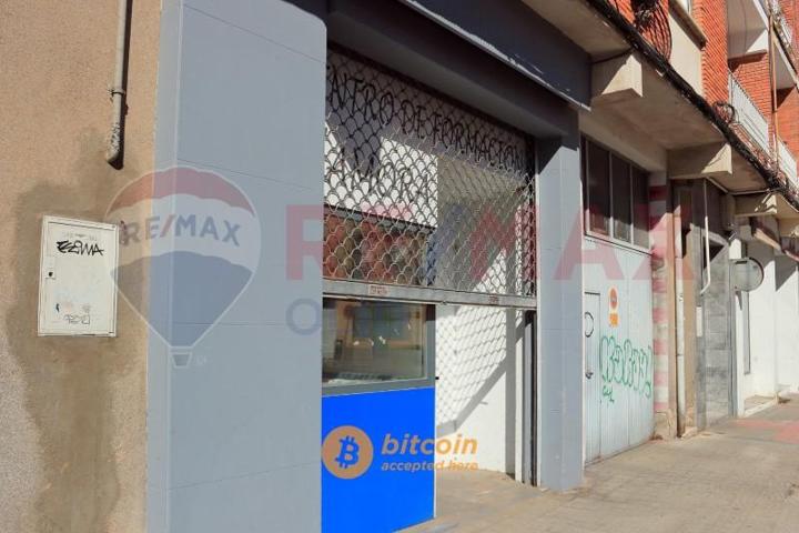 Local comercial en venta en Zamora, Ensanche photo 0