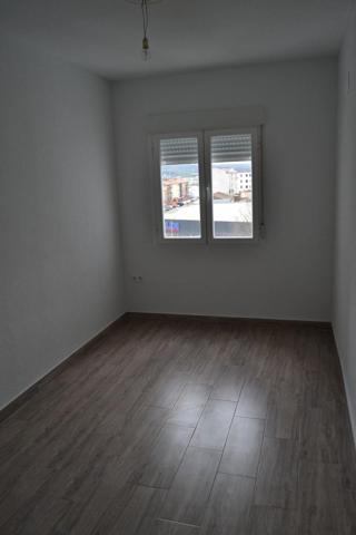 Piso en venta en Plasencia, Avenida de españa photo 0