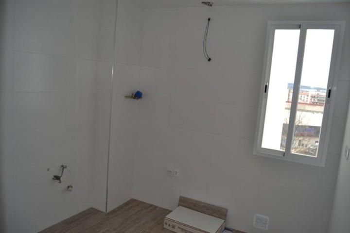 Piso en venta en Plasencia, Avenida de españa photo 0