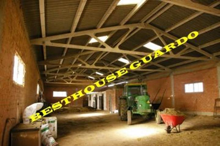 Nave industrial en venta en Guardo, San pedro de cansoles photo 0