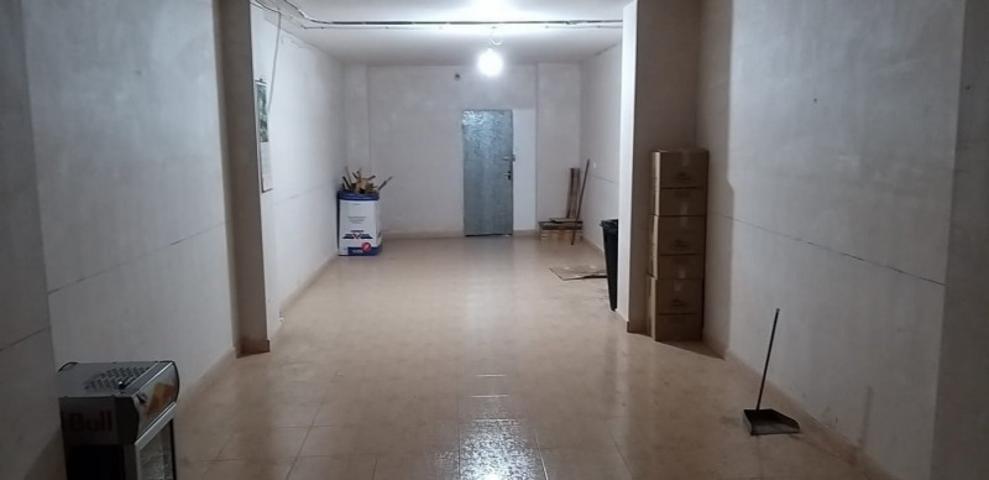 Local comercial en venta en Almansa, Centro photo 0