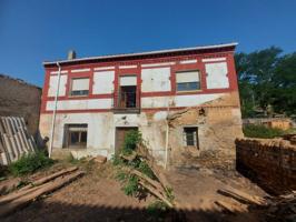 Casas de pueblo en venta en Garrafe de Torío, Pedrún de torio photo 0