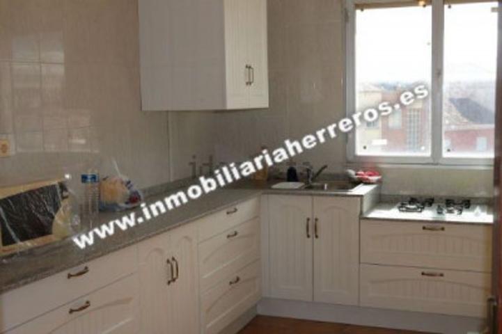 Piso en venta en Hormilla, Hormilla photo 0