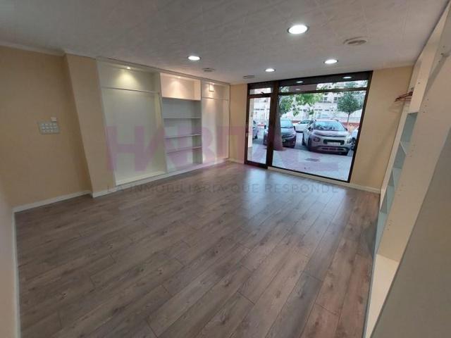 Local comercial en venta en Valencia photo 0