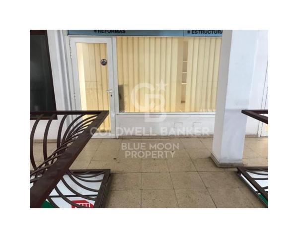 Local comercial en venta en Sant Antoni de Portmany photo 0