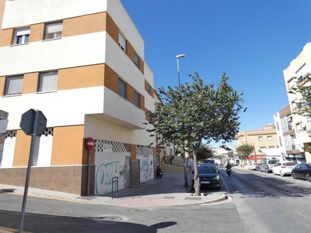 Local comercial en venta en Chiclana de la Frontera, Fuente amarga photo 0