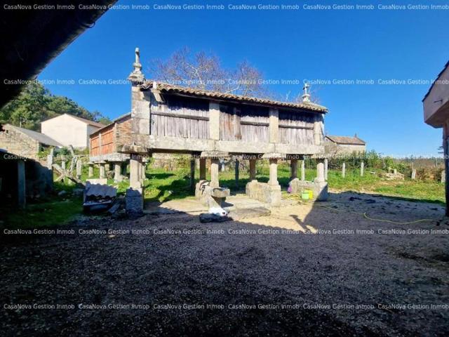 Casas de pueblo en venta en Vilanova de Arousa, Bayon photo 0
