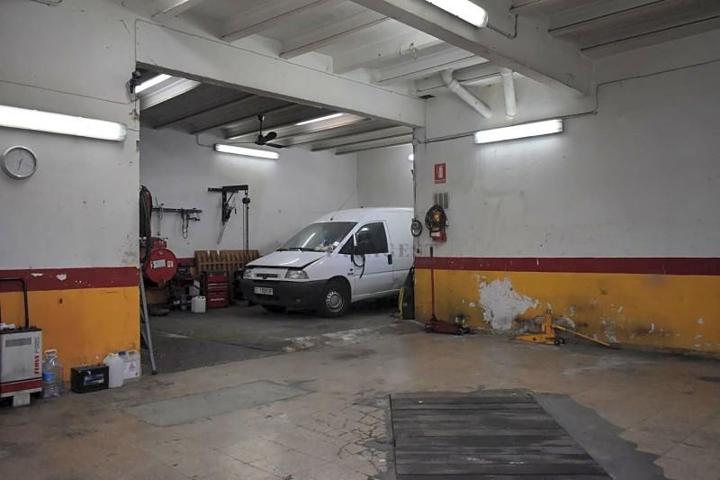 Local comercial en venta en Roquetes photo 0