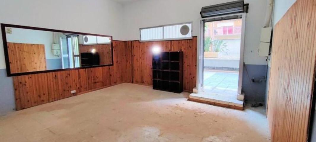 Local comercial en venta en Tarragona photo 0