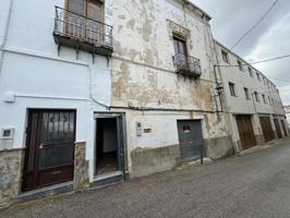 Adosada en venta en Martos, Martos photo 0