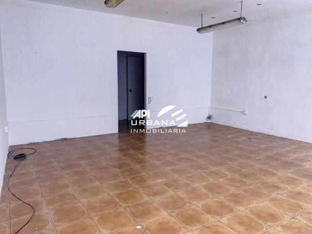 Local comercial en venta en Lucena, Calle Julio Romero de Torres, 14900 photo 0