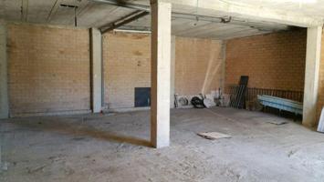 Local comercial en venta en Las Cabezas de San Juan, ZONA MERCADONA photo 0