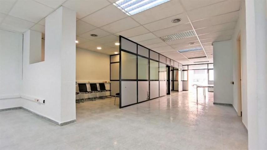 Local comercial en venta en Sant Fruitós de Bages, Escoles photo 0