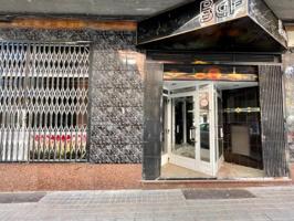 Local comercial en venta en Ponferrada, Centro photo 0