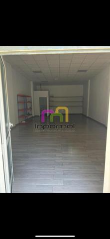 Local comercial en venta en Badajoz, Golf Guadiana photo 0