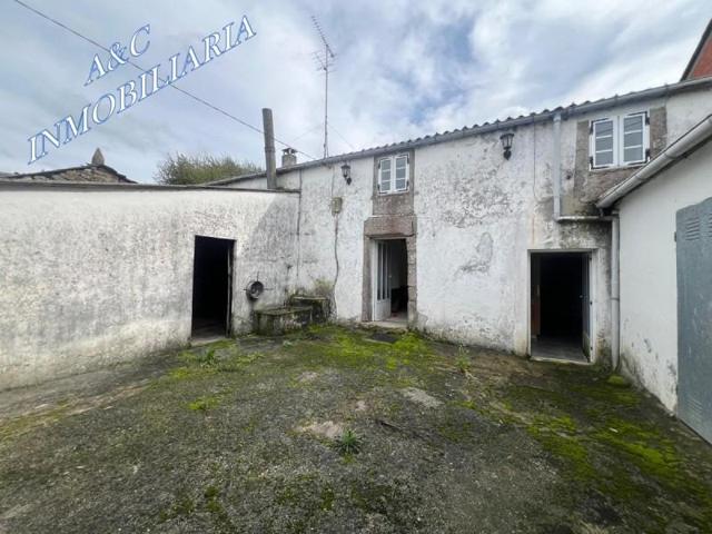Casa en venta en Friol, Friol photo 0