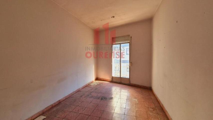 Piso en venta en Ourense, Couto photo 0