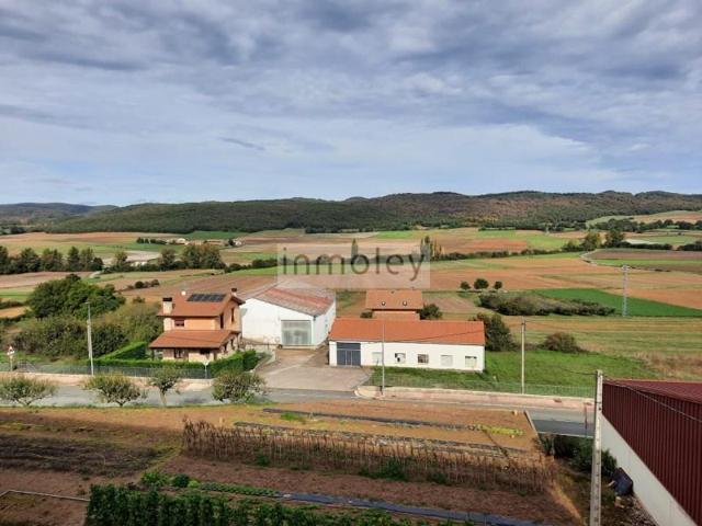 Piso en venta en Bernedo photo 0