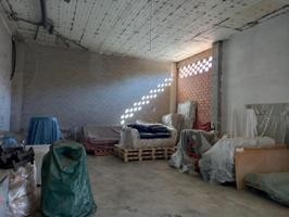 Local comercial en venta en Zaragoza, Santa Isabel photo 0