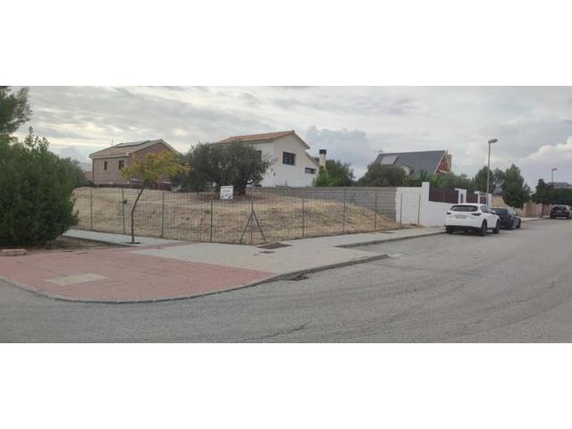Terreno en venta en Atarfe photo 0