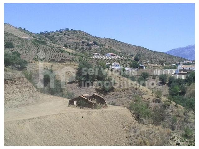 Casa con terreno en venta en Almáchar photo 0