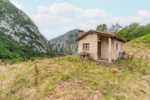 Casa en venta en Amieva, Picos de europa photo 0